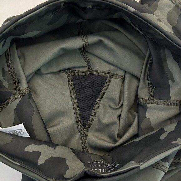 Athleta Camo Ultimate 7/8 Tights Size Small - Picture 9 of 11